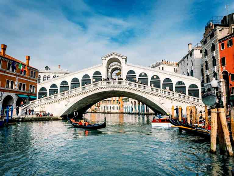 Updated 2021 - Is Venice tap water safe to drink? Italy Source of Water